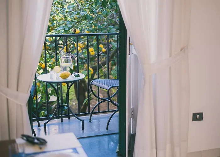 Antico Palazzo Scala Apartment Sorrento