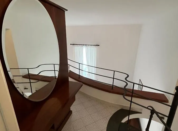 Antico Palazzo Scala * סורנטו