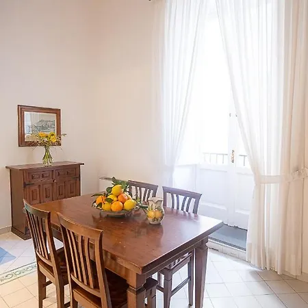 Antico Palazzo Scala Appartement *